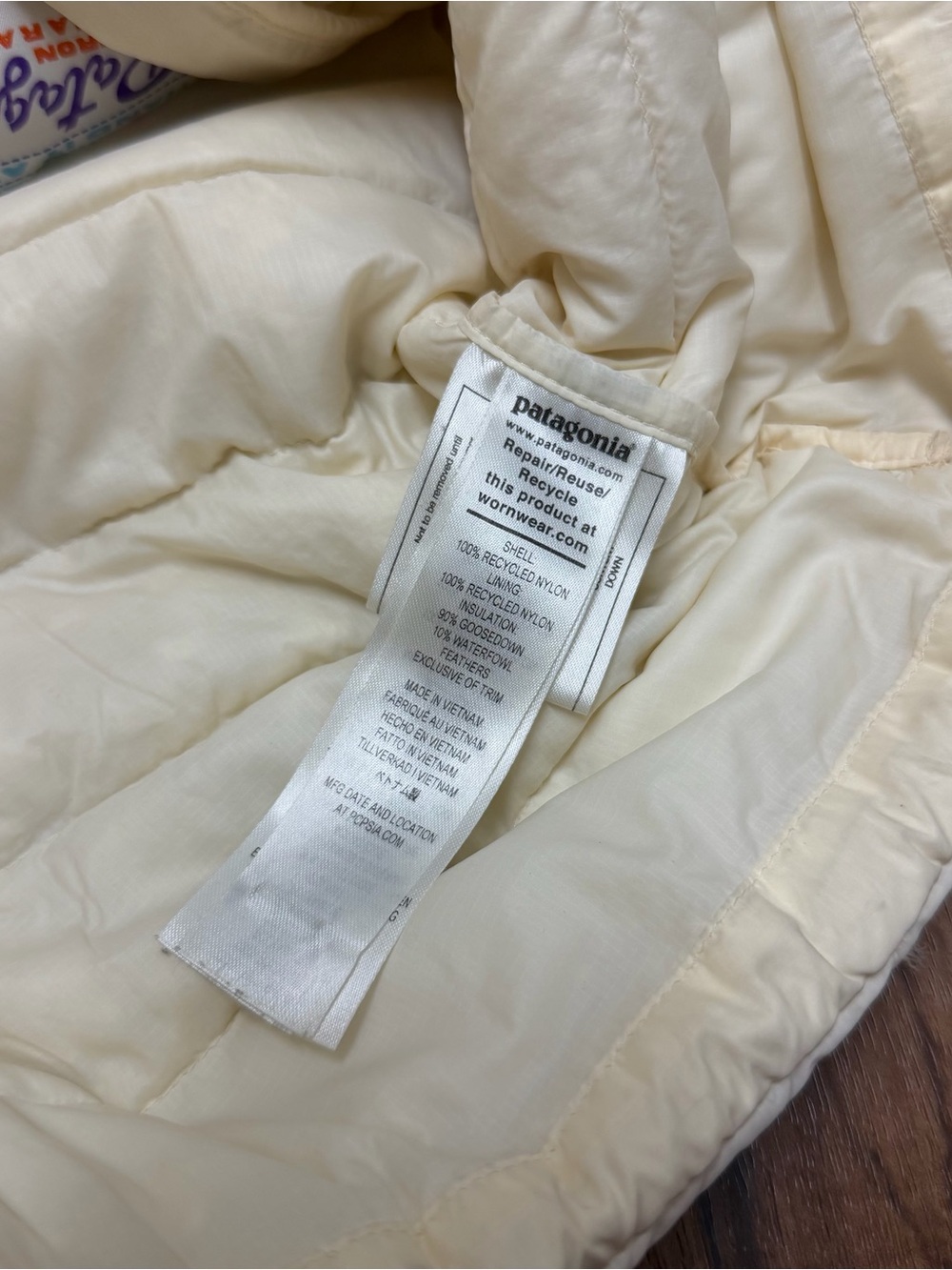 Patagonia Down Puffer Vest Cream Quilted Insulated Jacket Womens Medium - Picture 12 of 14